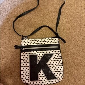 Justice girls sparkly glitter initial “K” heart eyelet vintage‎ crossbody purse
